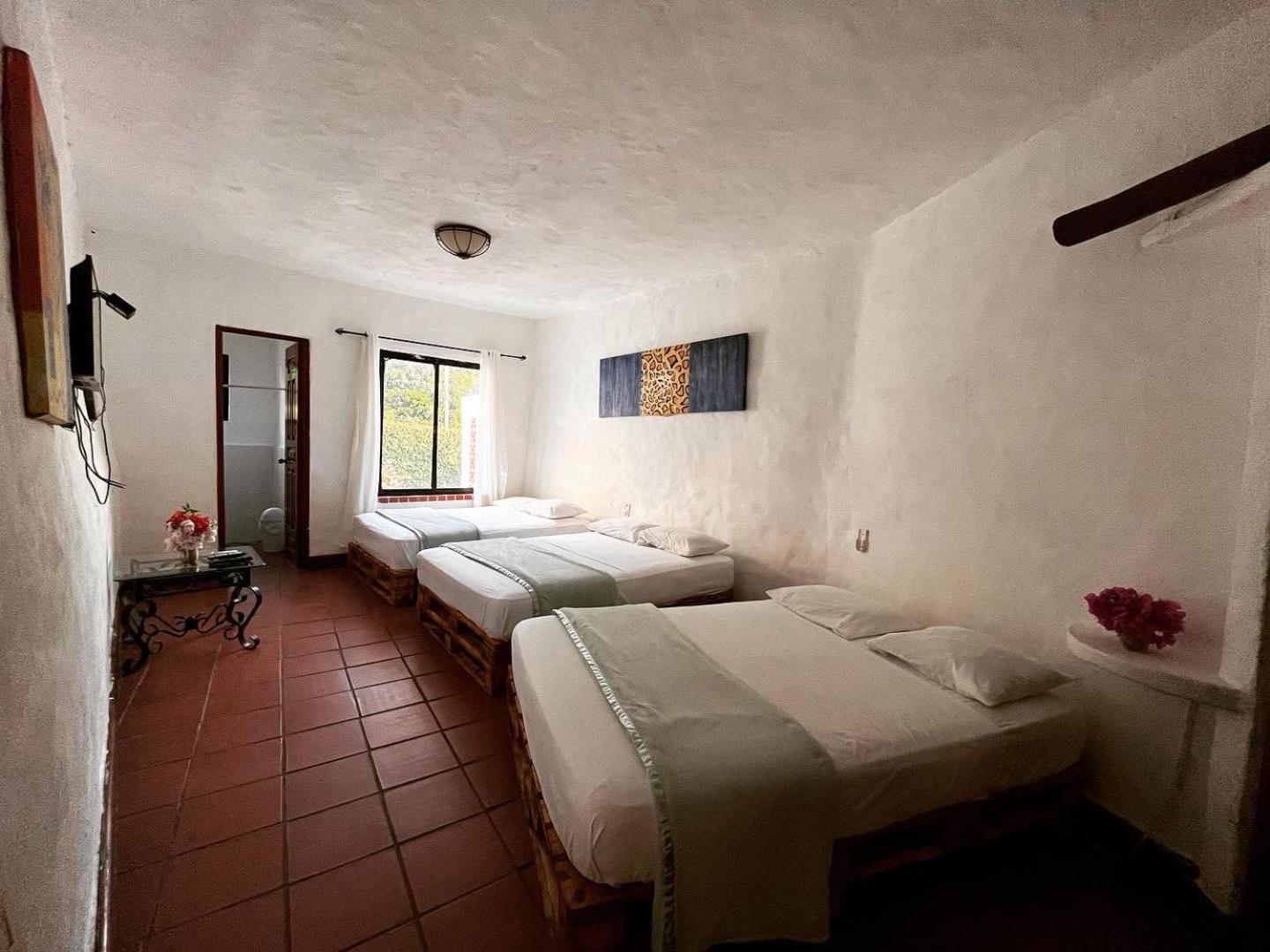 Mia Nueva Gorgona Hotel Room photo